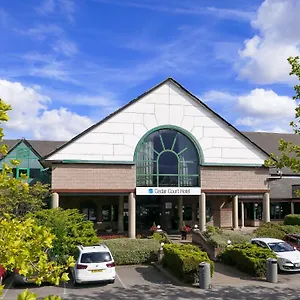 Отель Clarion Cedar Court, Вэйкфильд