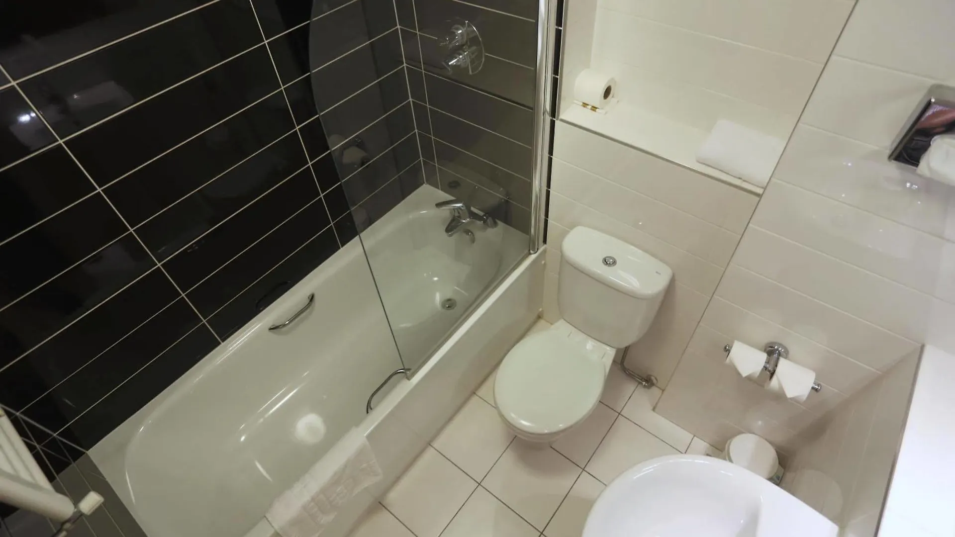 Hotel St Pierre, Sure Hotel Collection By Best Western Wakefield 3*,